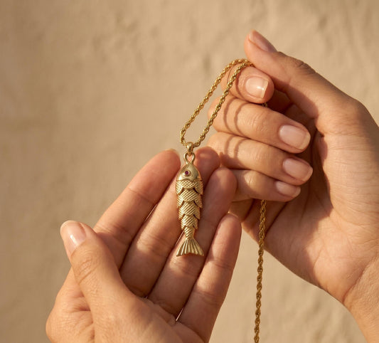 Fish Necklace Gold • Summer Beach Necklace Women • Articulated Fish Pendant • Ocean Jewelry Vacation Gift • Birthday Gift for Her