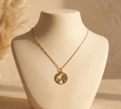 World Map Necklace Gold • Summer Travel Necklace Women • Globe Pendant Necklace • Wanderlust Vacation Jewelry • Birthday Gift for Her