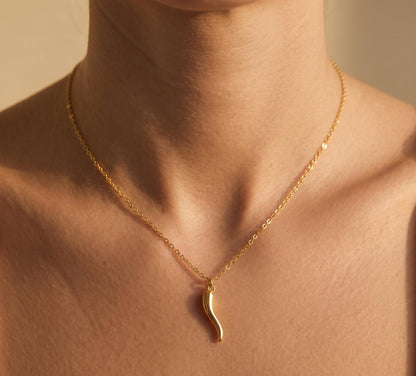 Cornicello Necklace Gold • Italian Horn Pendant Necklace • Summer Lucky Charm Necklace  • Protection Horn Jewelry • Birthday Gift for Her