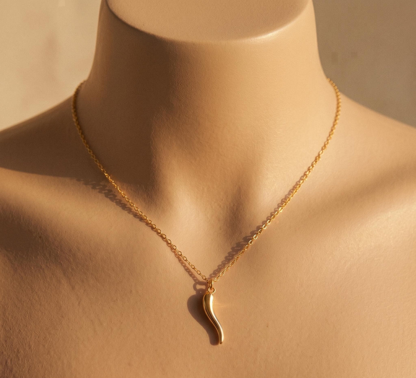 Cornicello Necklace Gold • Italian Horn Pendant Necklace • Summer Lucky Charm Necklace  • Protection Horn Jewelry • Birthday Gift for Her